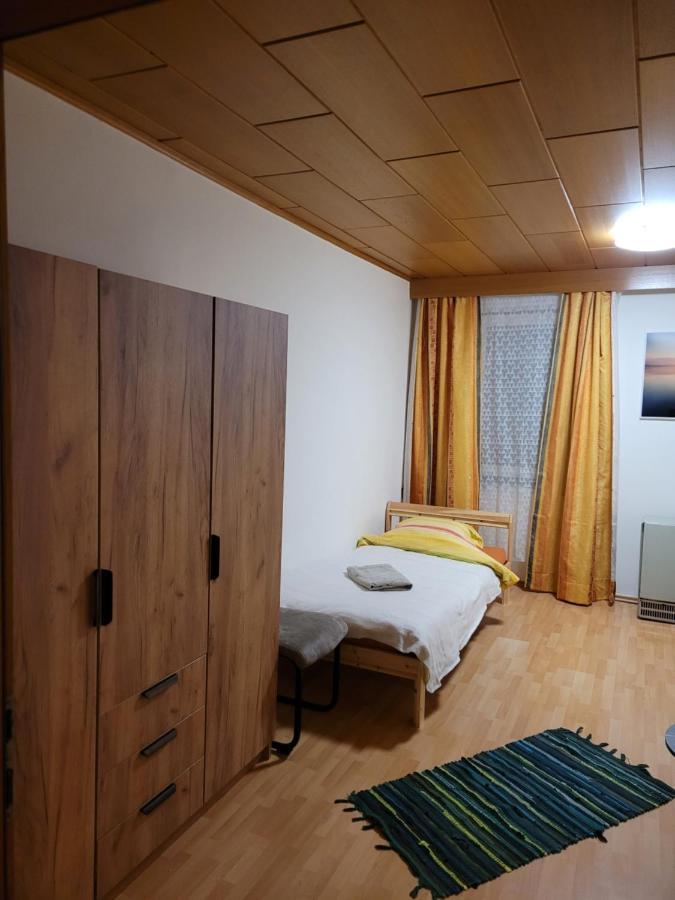 Ferienwohnung Max Mürzzuschlag المظهر الخارجي الصورة